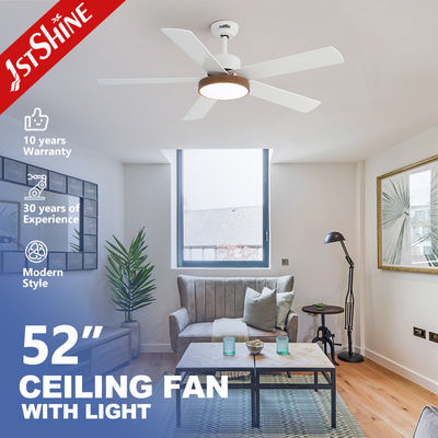 ราคาดี LED Smart Ceiling Fan Light White Finish 5 MDF Blade ความเร็วสูง ออนไลน์